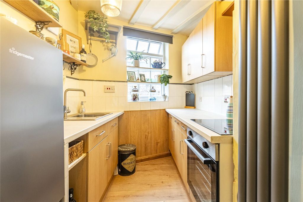 Property photo 2 of 11 Picture No. 09
