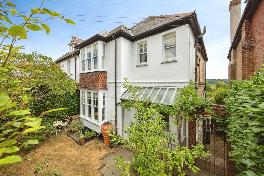Property photo 1 of 41 Picture No. 44