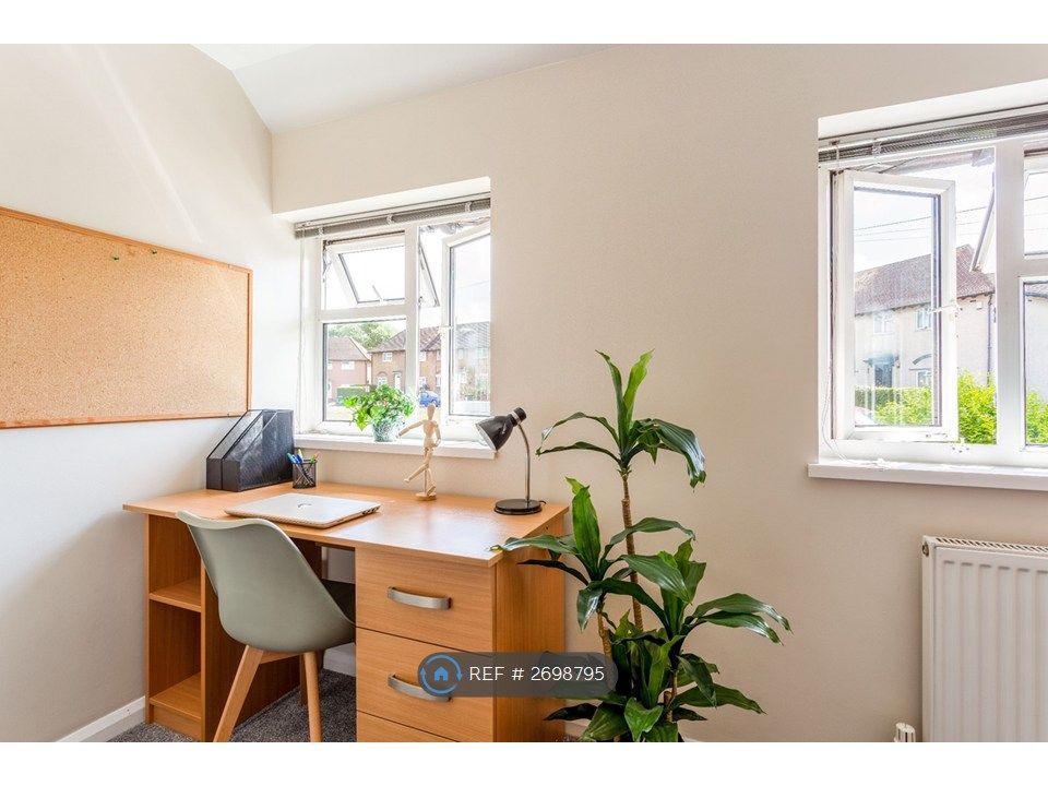 Property photo 3 of 19