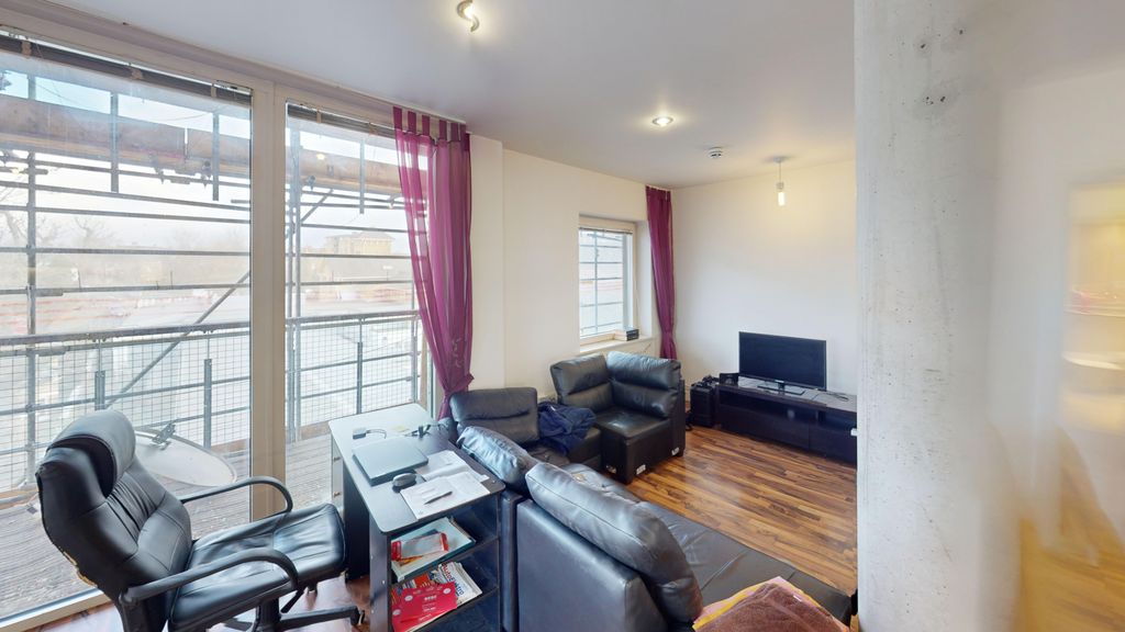 Property photo 1 of 5 1 Bed Flat For Sale Hillside Hub, London Nw10