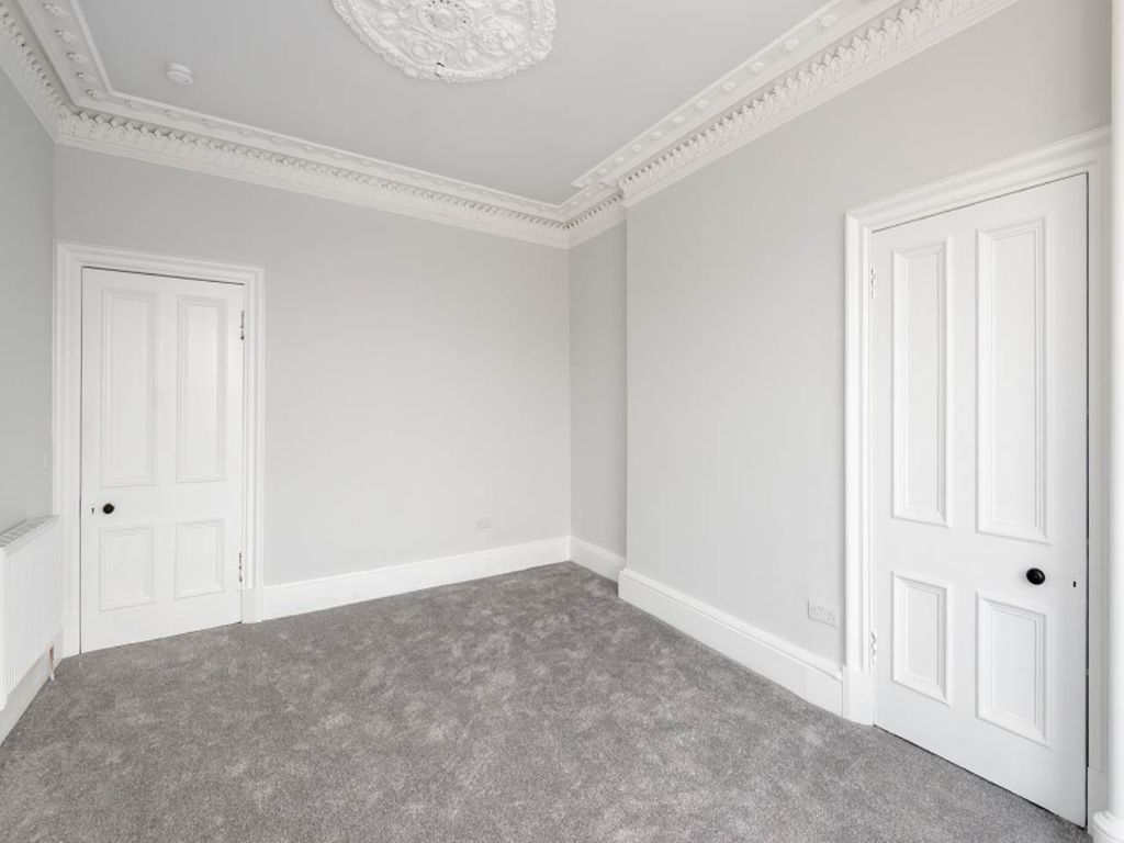 Property photo 3 of 8 45059_Elmrow-3