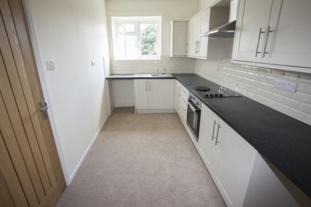 Property photo 2 of 5 Flat 4, 23A Horsemarket, Barnard Castle, County Durham DL12 8LX