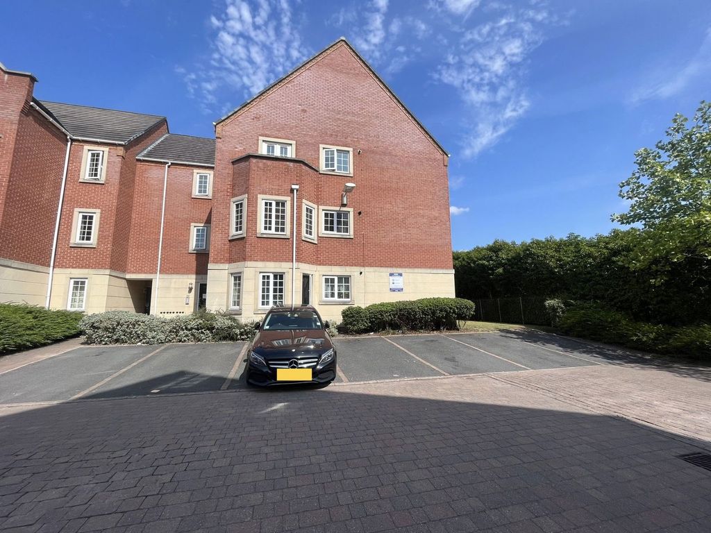 Property photo 1 of 10