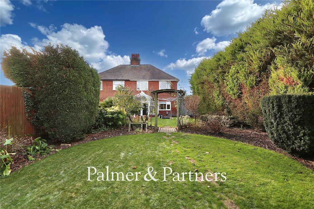 Property photo 2 of 27 Picture No. 04