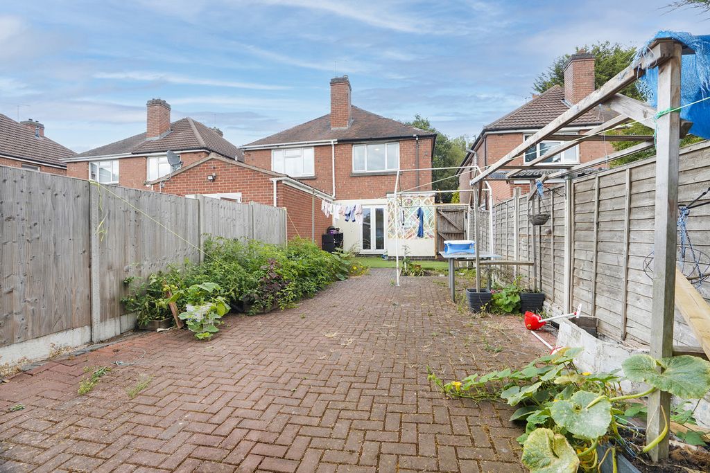 Property photo 2 of 11