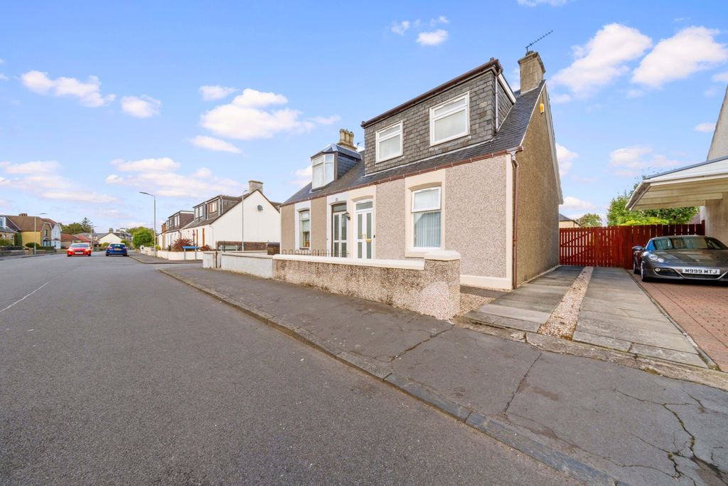 Property photo 1 of 27