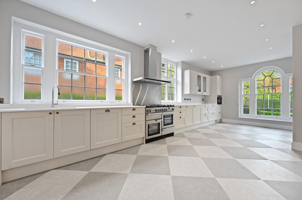 Property photo 1 of 24 Tec - 62 Winnington Road - 24 (1).Jpg