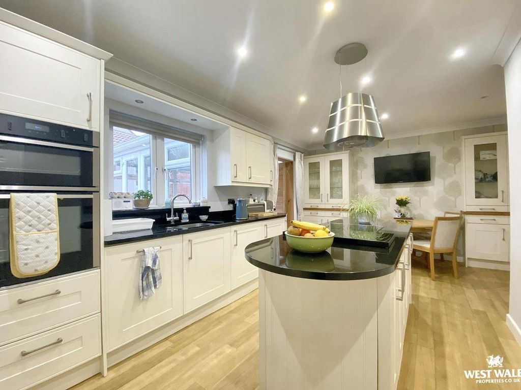Property photo 1 of 25 40 Ael Y Bryn.Jpg