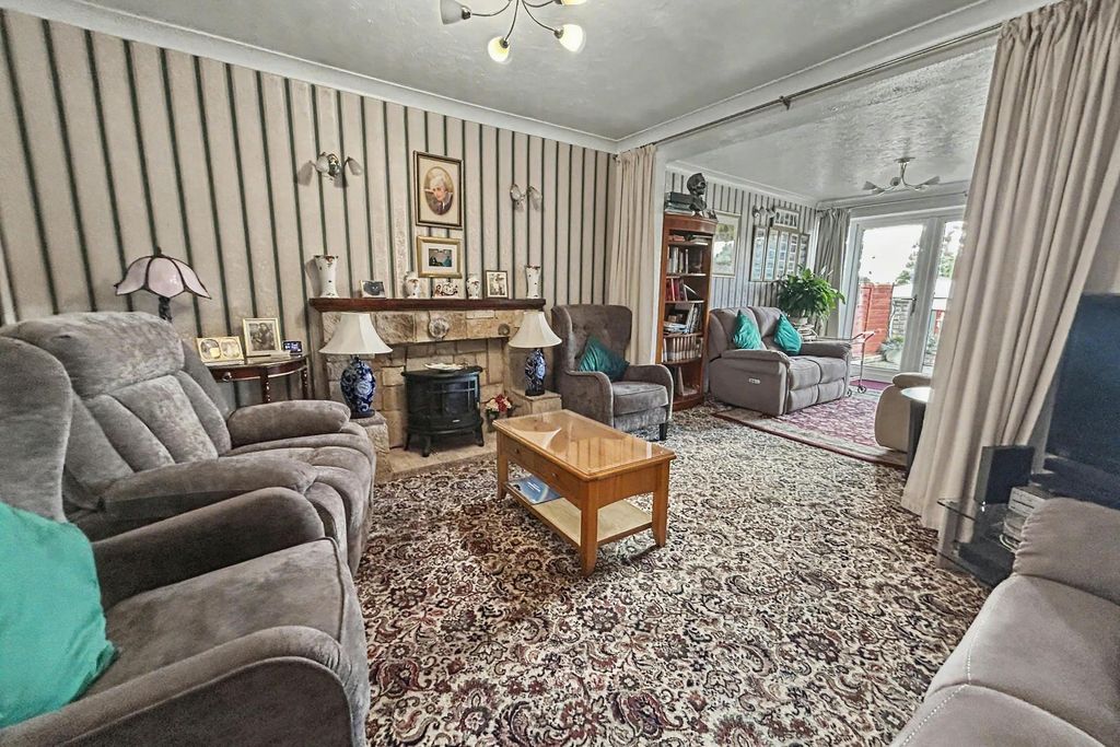 Property photo 2 of 9 Img_0895.Jpg