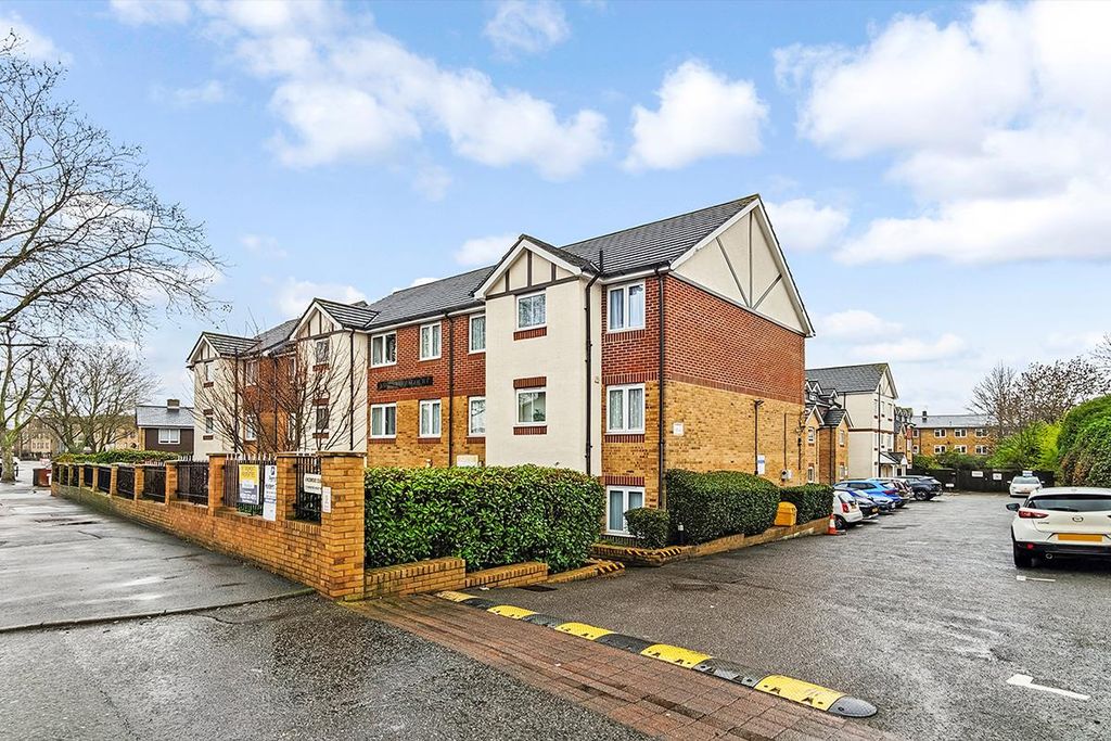 Property photo 1 of 10