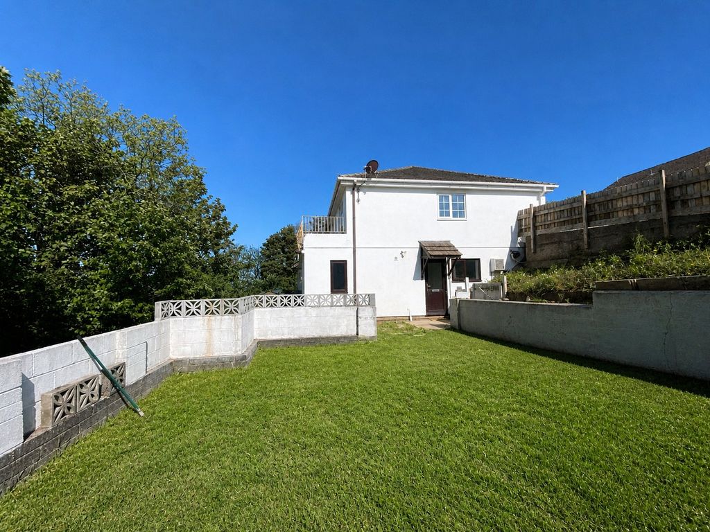 Property photo 1 of 11 Picture No. 06