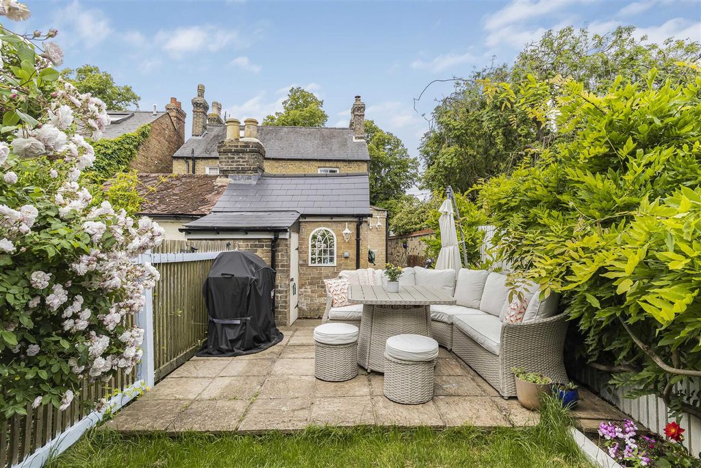 Property photo 2 of 20 2_55438.Jpg