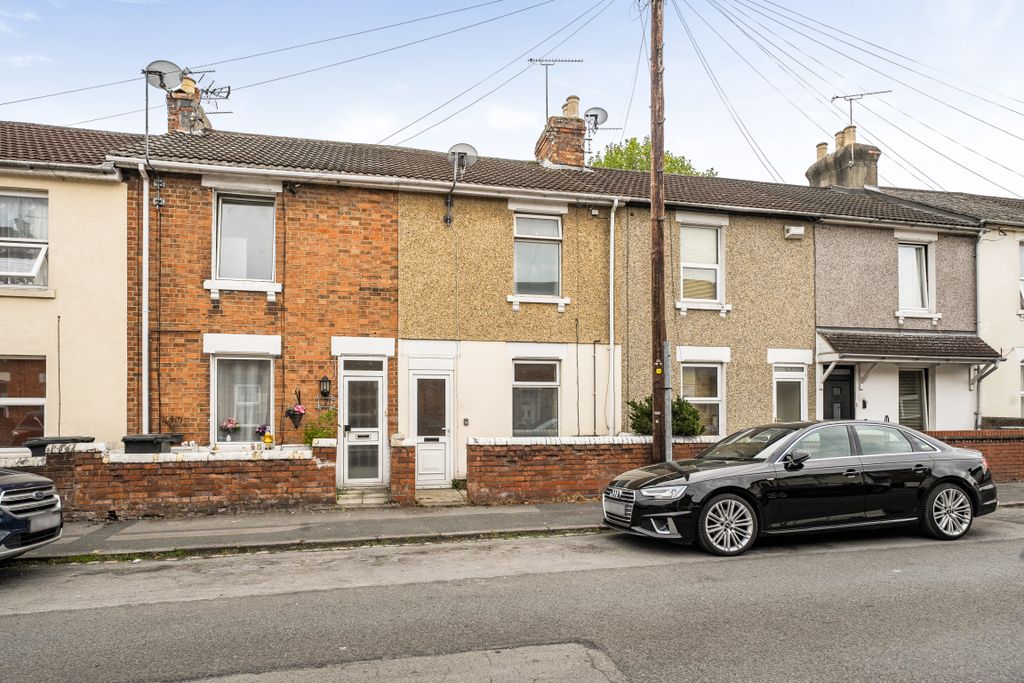 Property photo 1 of 11 15243912