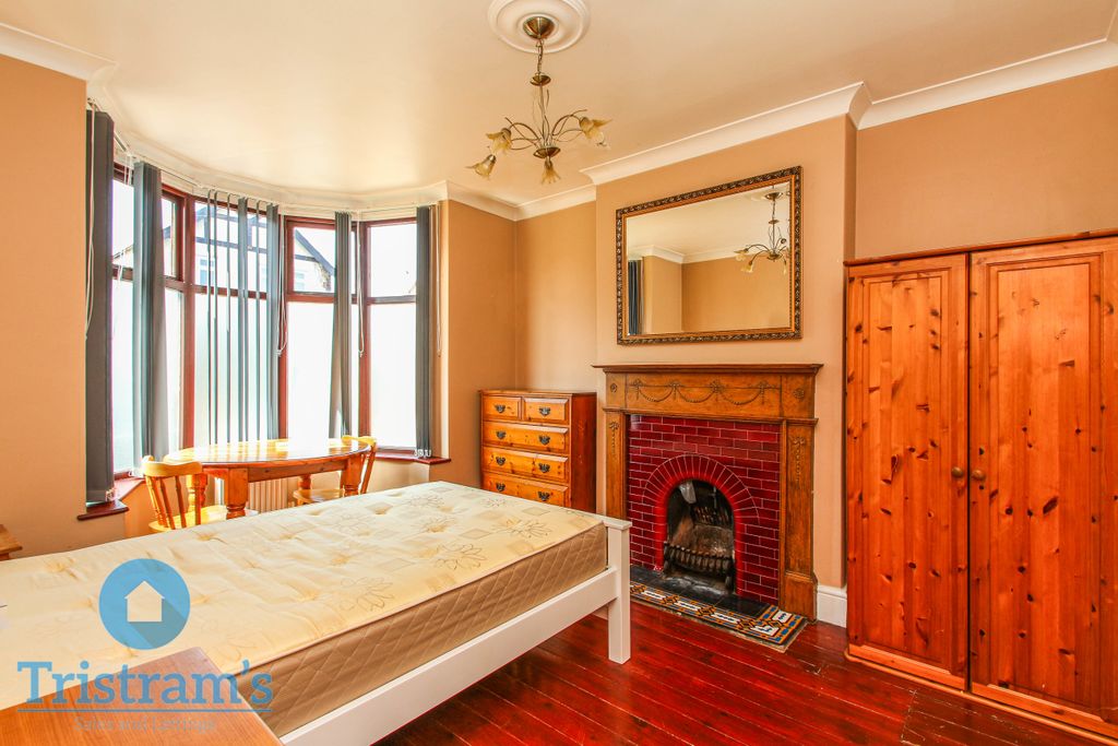 Property photo 1 of 14 Img_1727