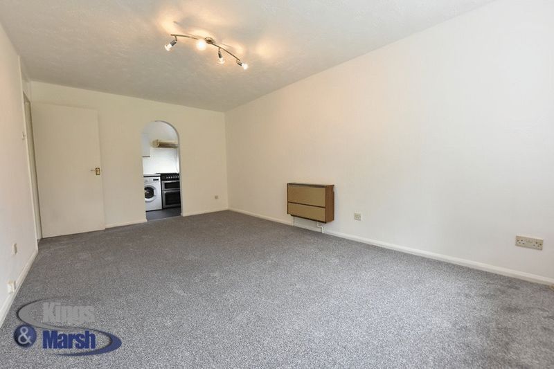 Property photo 1 of 15 Photo 13
