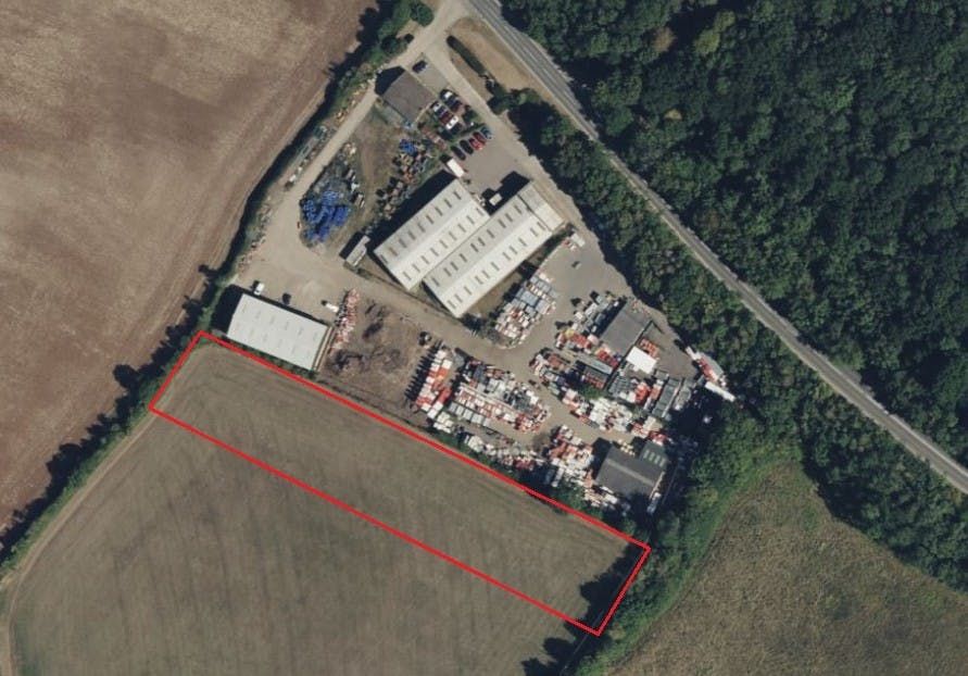 Property photo 1 of 3 Chesterton Yard2.Jpg
