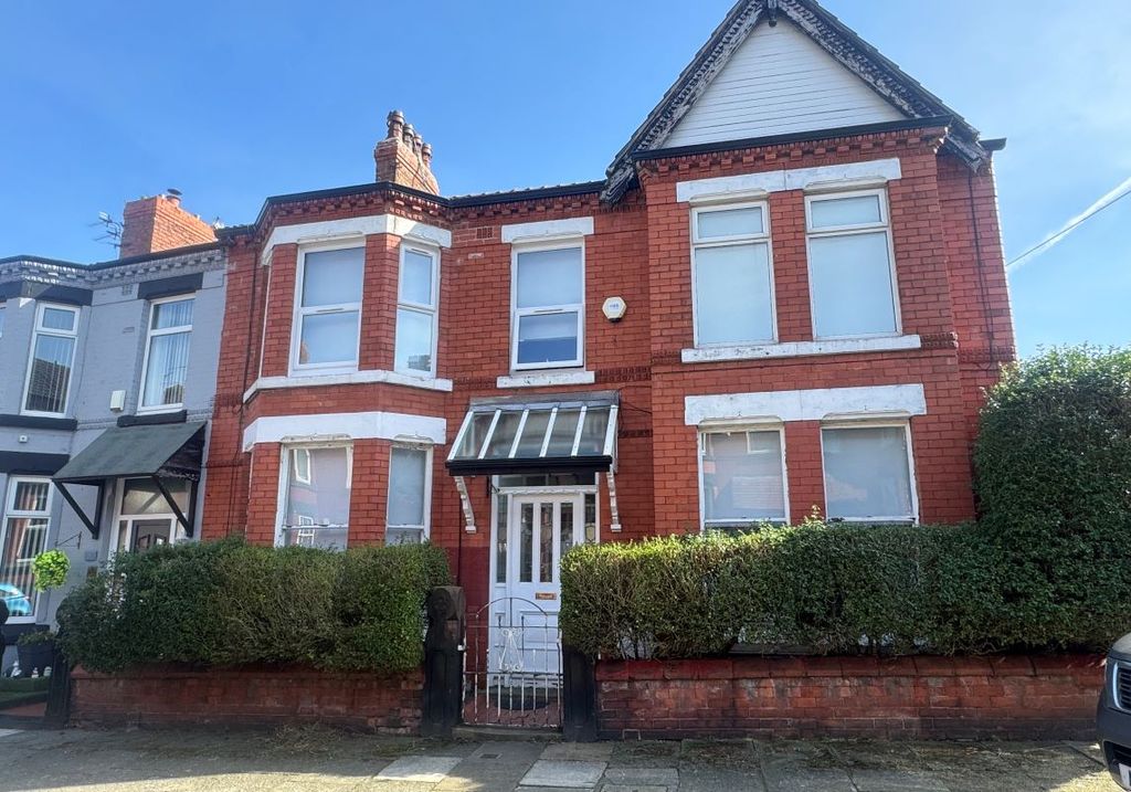 Property photo 1 of 1