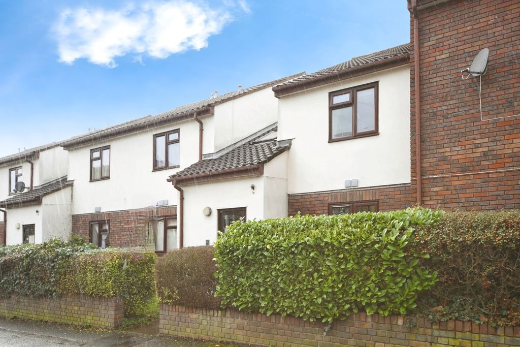 Property photo 1 of 11 Pbox-Img.Jpg