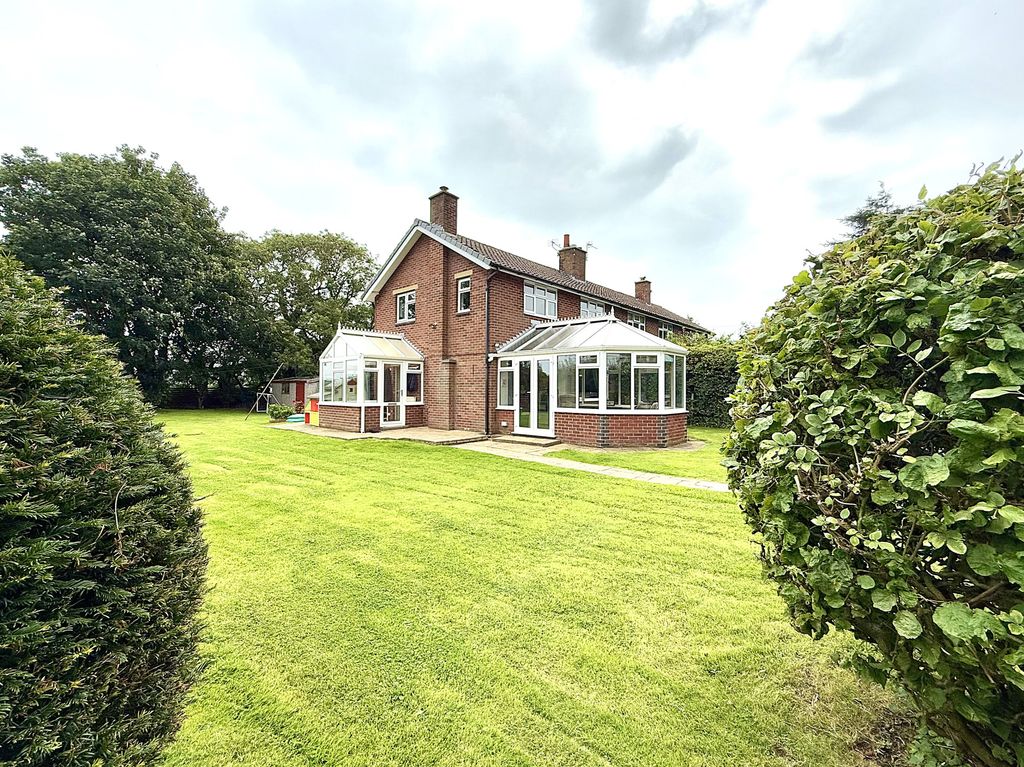 Property photo 1 of 43