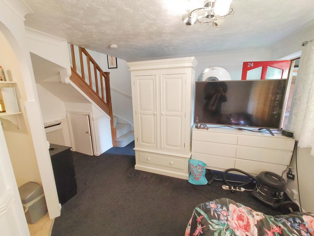 Property photo 3 of 9 Image