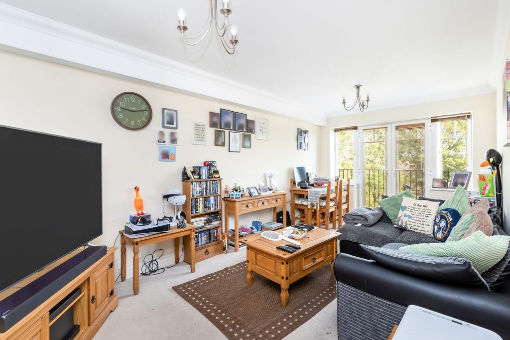Property photo 3 of 14