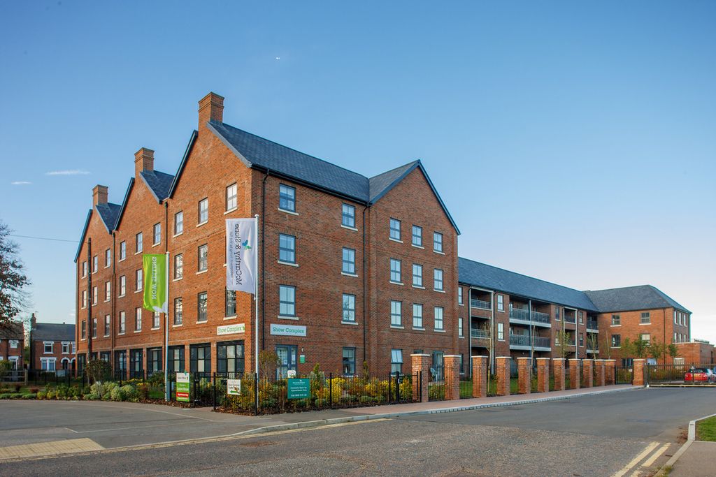 Property photo 1 of 13