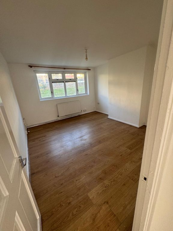 Property photo 3 of 4 Gallery