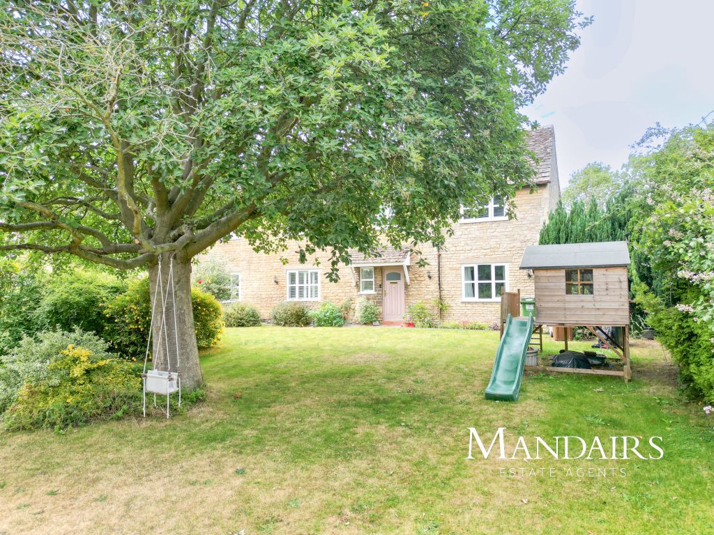Property photo 2 of 21