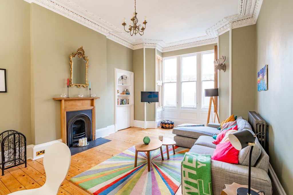 Property photo 3 of 25 Property Image 3