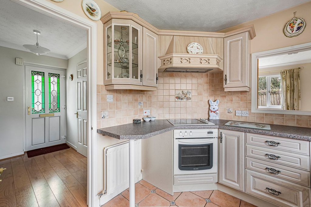 Property photo 2 of 24