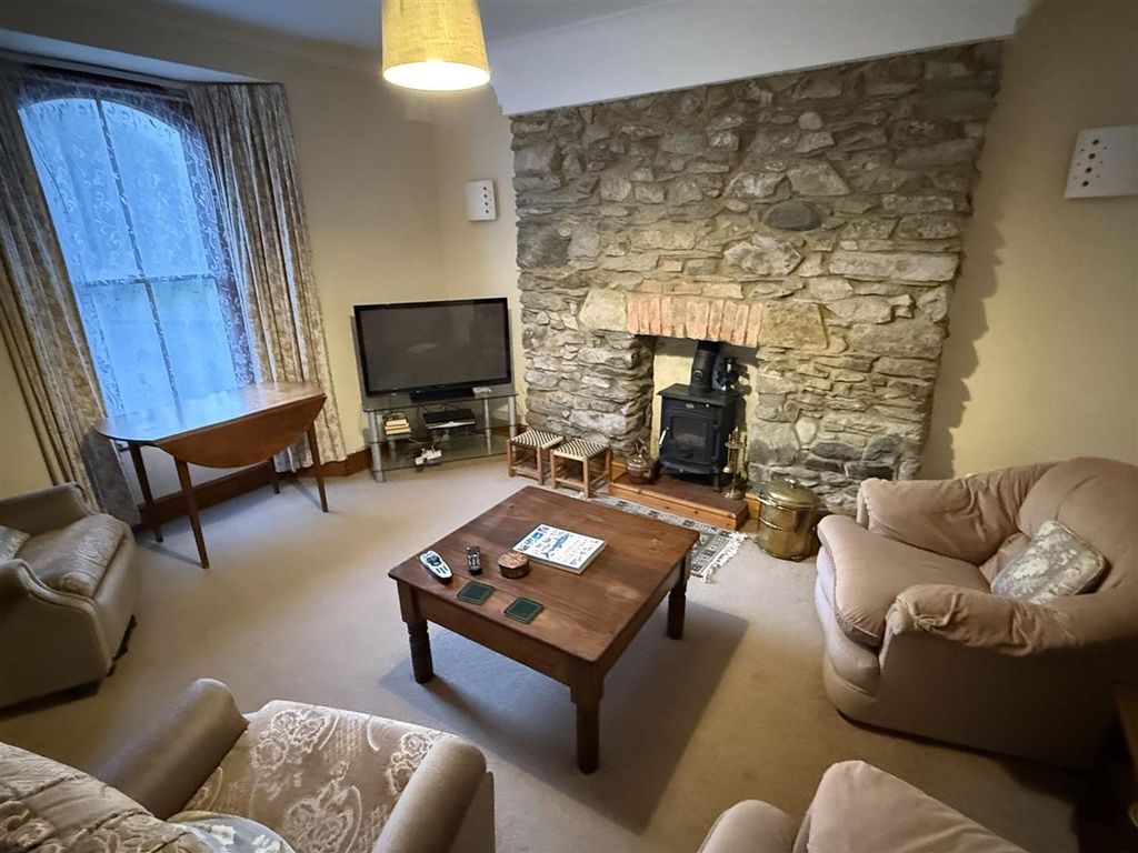 Property photo 2 of 19 Living Room