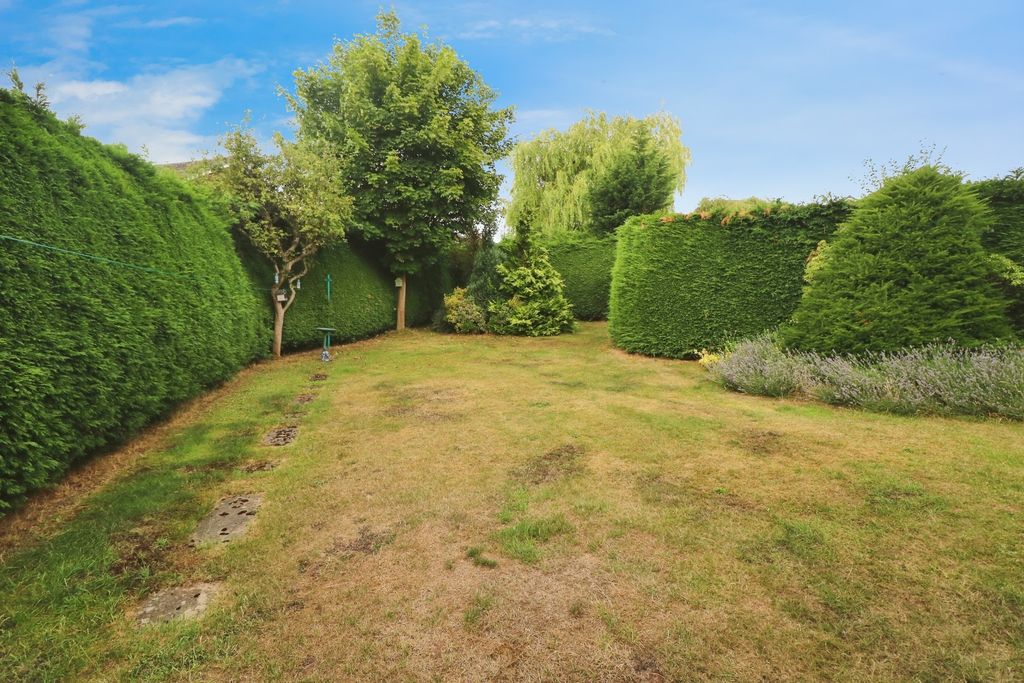 Property photo 3 of 15 Outside