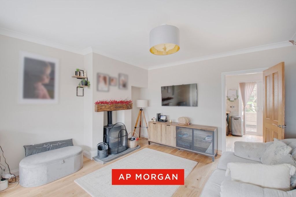 Property photo 2 of 17 Picture No. 06