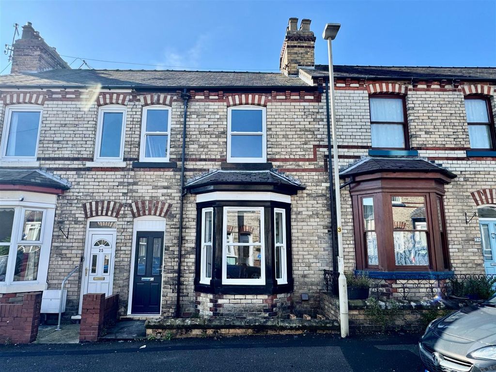 Property photo 1 of 14