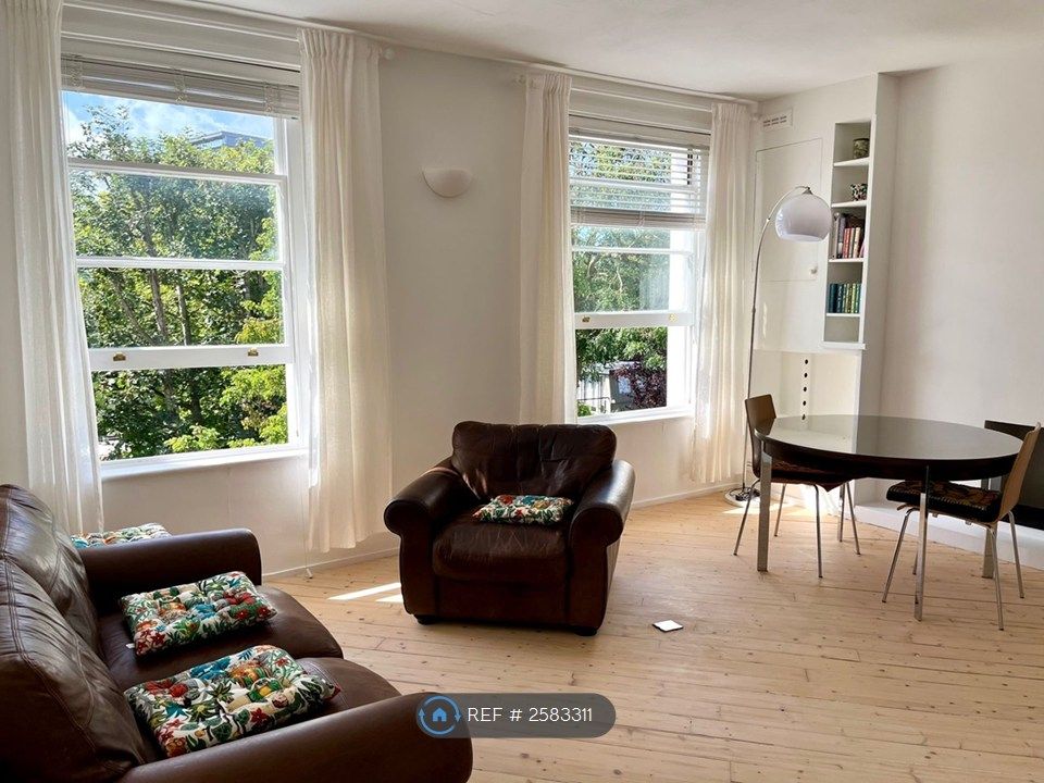 Property photo 2 of 35