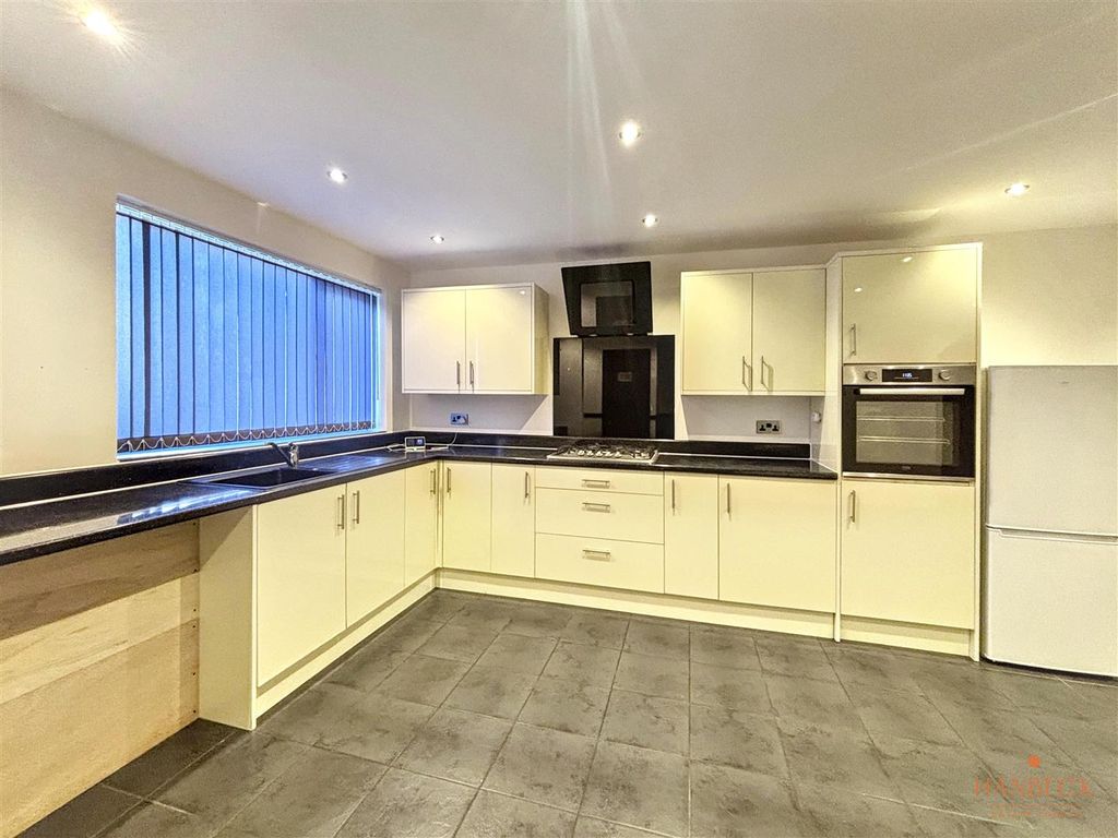 Property photo 3 of 16 Img_0419.Jpg