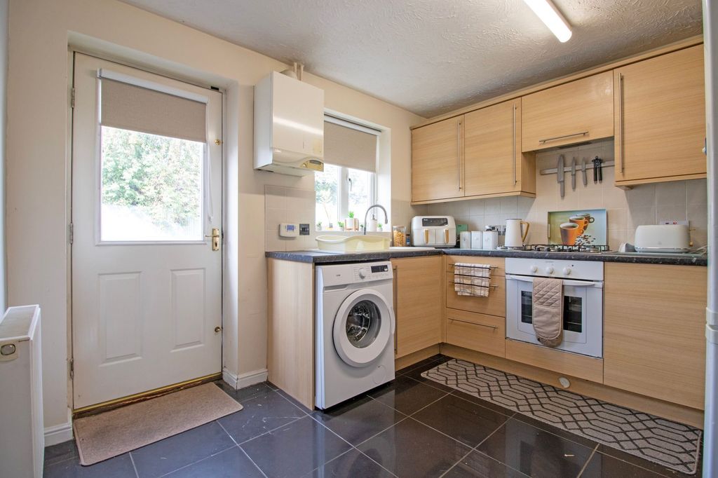 Property photo 2 of 13