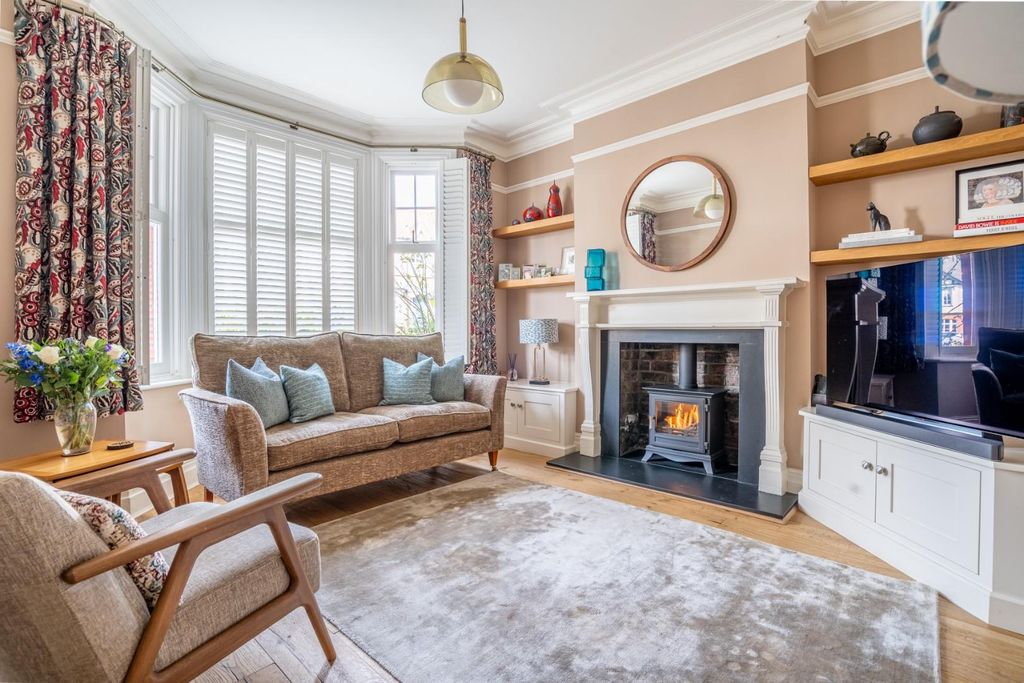 Property photo 2 of 23 Qar-31.Jpg