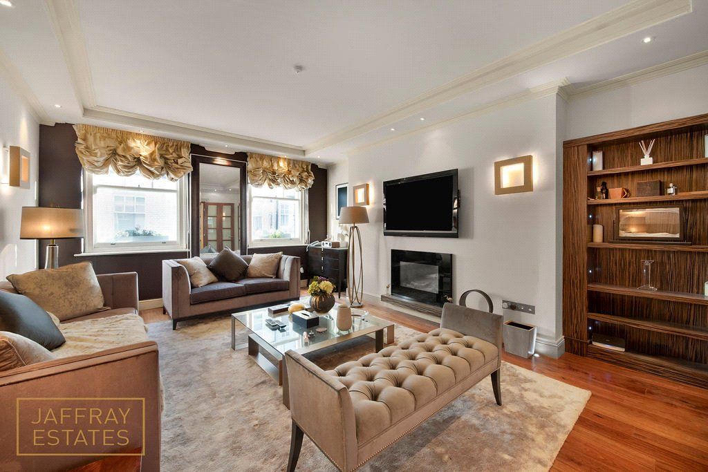 Property photo 2 of 19 Reception