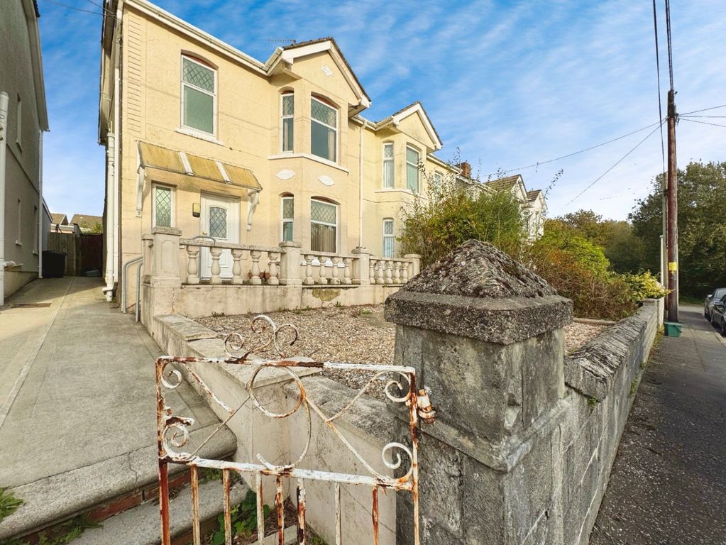 Property photo 2 of 21 3365503