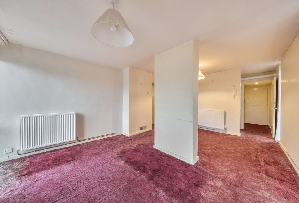 Property photo 3 of 14 1355487-19-68Cada...