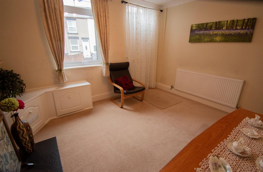 Property photo 3 of 17 Photo 03-10-2025, 1 37 07 Pm.Jpg