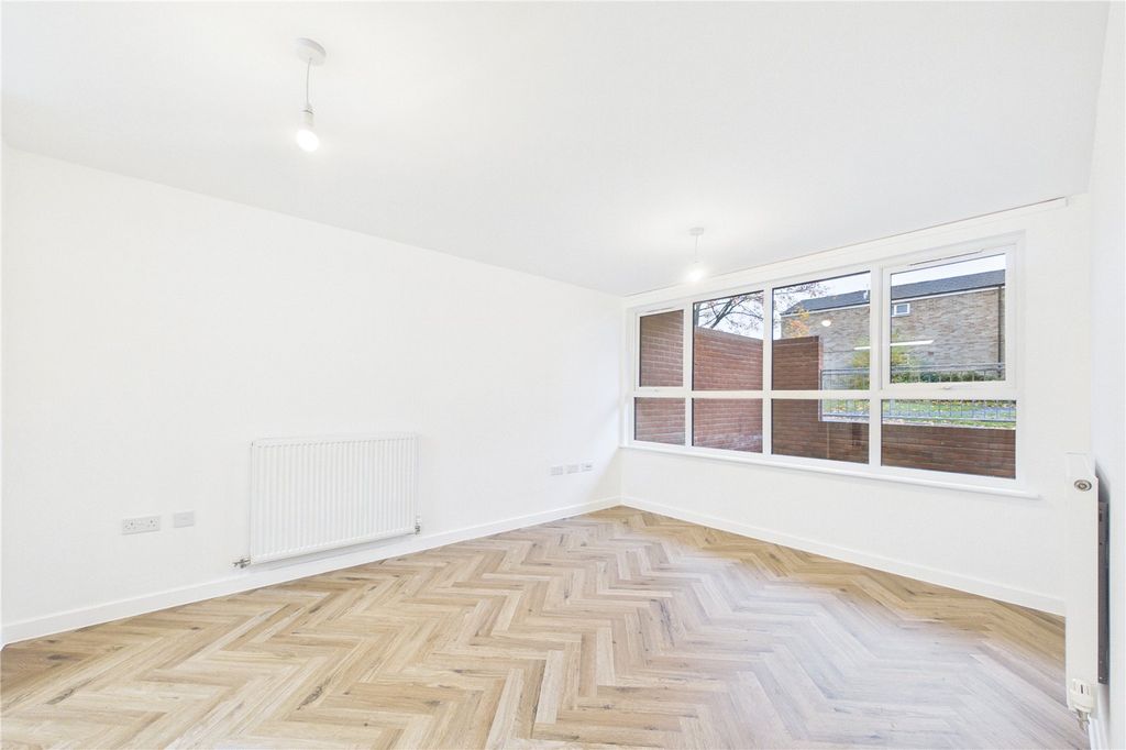 Property photo 3 of 9 Picture No. 07