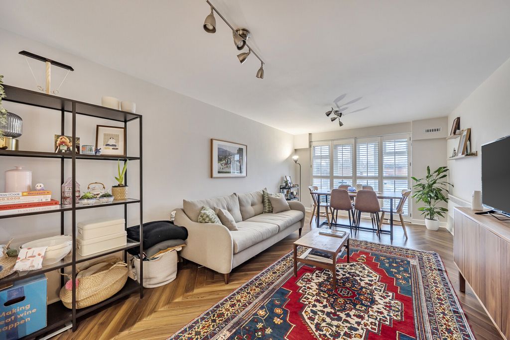 Property photo 1 of 21 1400568-11-6968Fc...