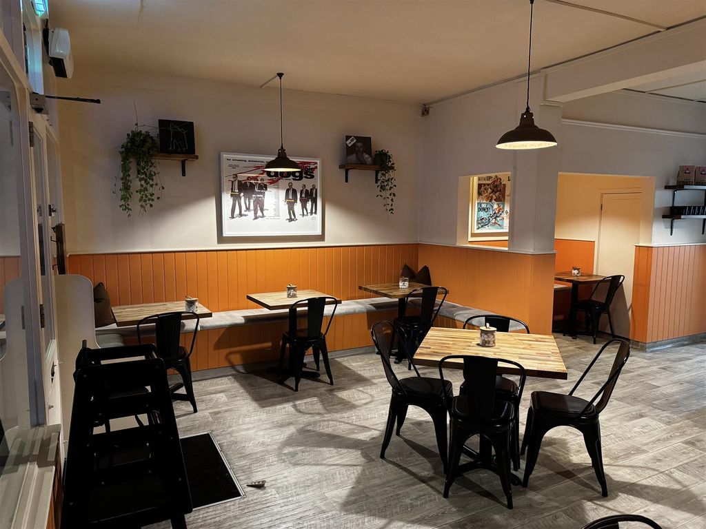 Property photo 2 of 8 Photo 1