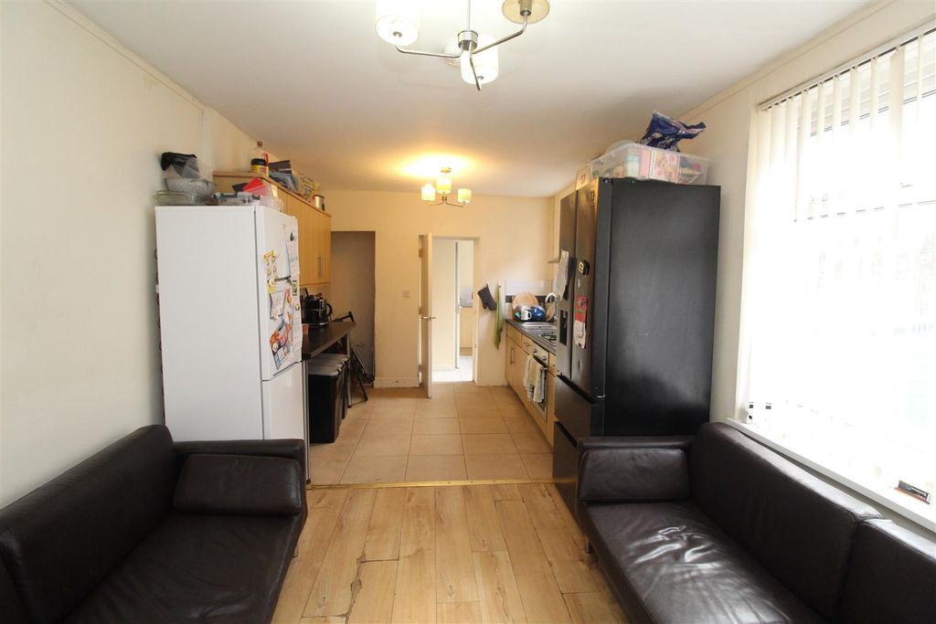 Property photo 3 of 21 Img_1595.Jpg