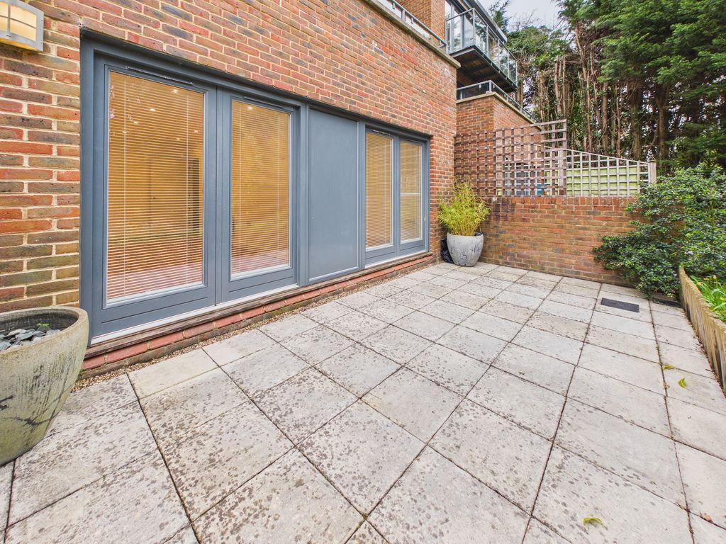 Property photo 2 of 14 Own Patio