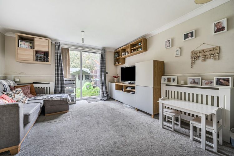 Property photo 2 of 18