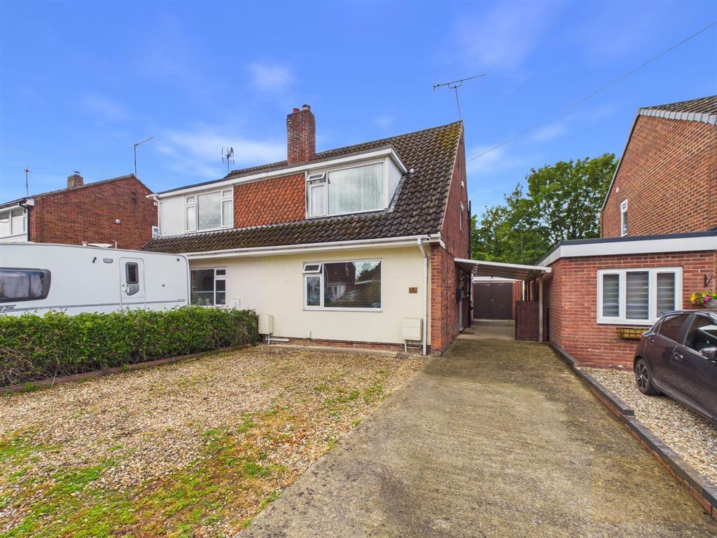 Property photo 1 of 18