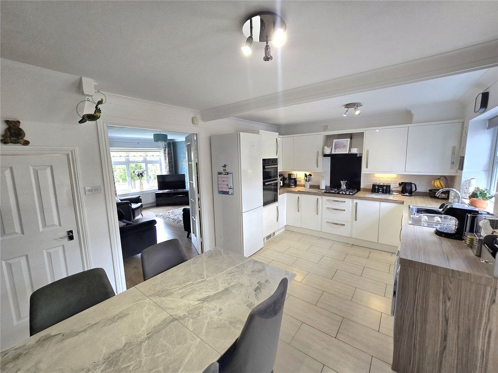 Property photo 3 of 19 Picture No. 20